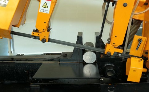 饶平数控带锯床自动送料精度会出现偏差吗？