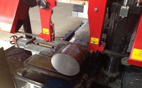 饶平卧式带锯床加工时出现明显振荡如何排查？